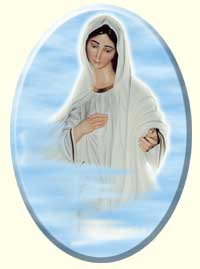 Statua della Madonna di Medjugorie situata all'ingresso dell'   Affittacamere La Madonnina - San Giovanni Rotondo